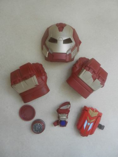 Hasbro hulkbuster iron man - hasbro,