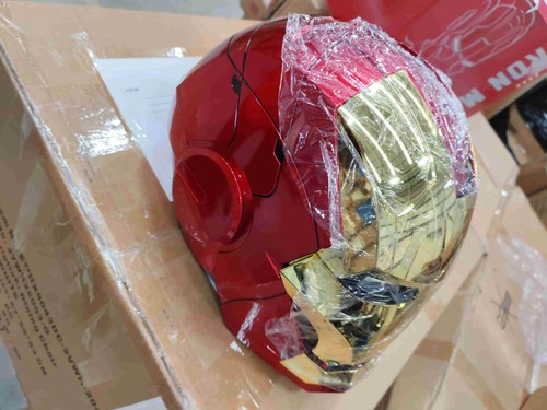 Open boxed iron man mk5 - iron,